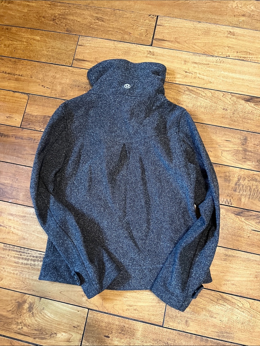 Lululemon Audrey Heather Charcoal High-Collar Button Front Jacket - Picture 9 of 9